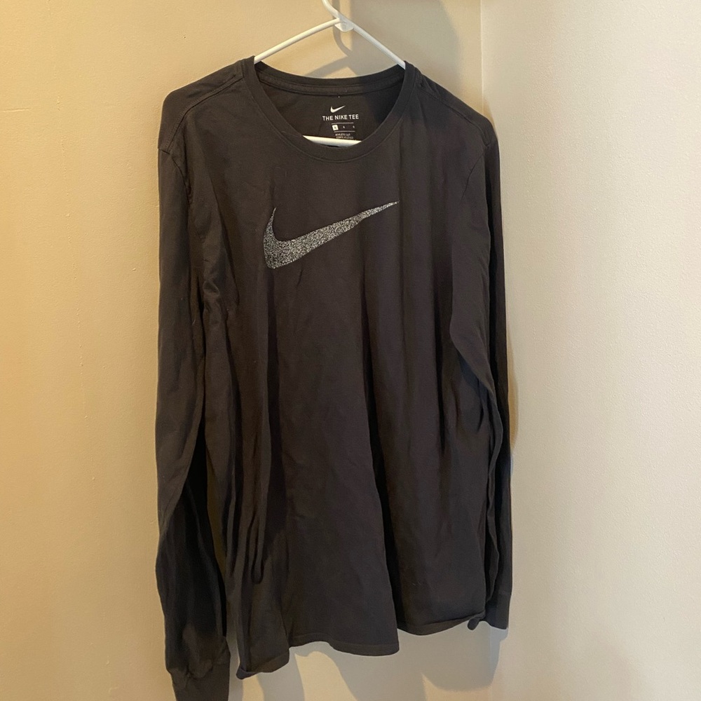 Nike black long sleeve cotton men’s large tee shirt